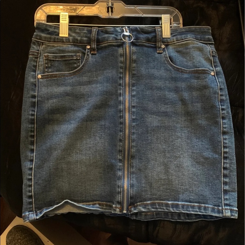 Denim skirt
